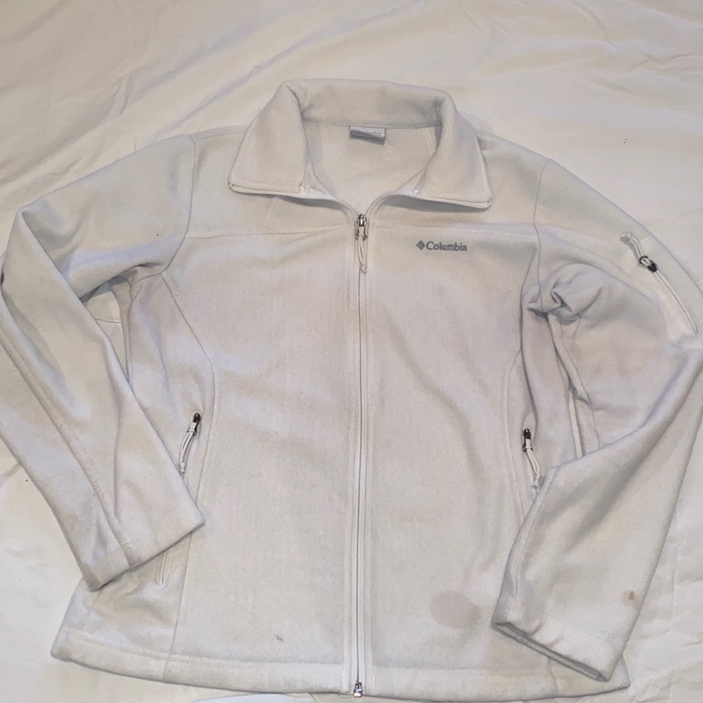 Columbia; M; White